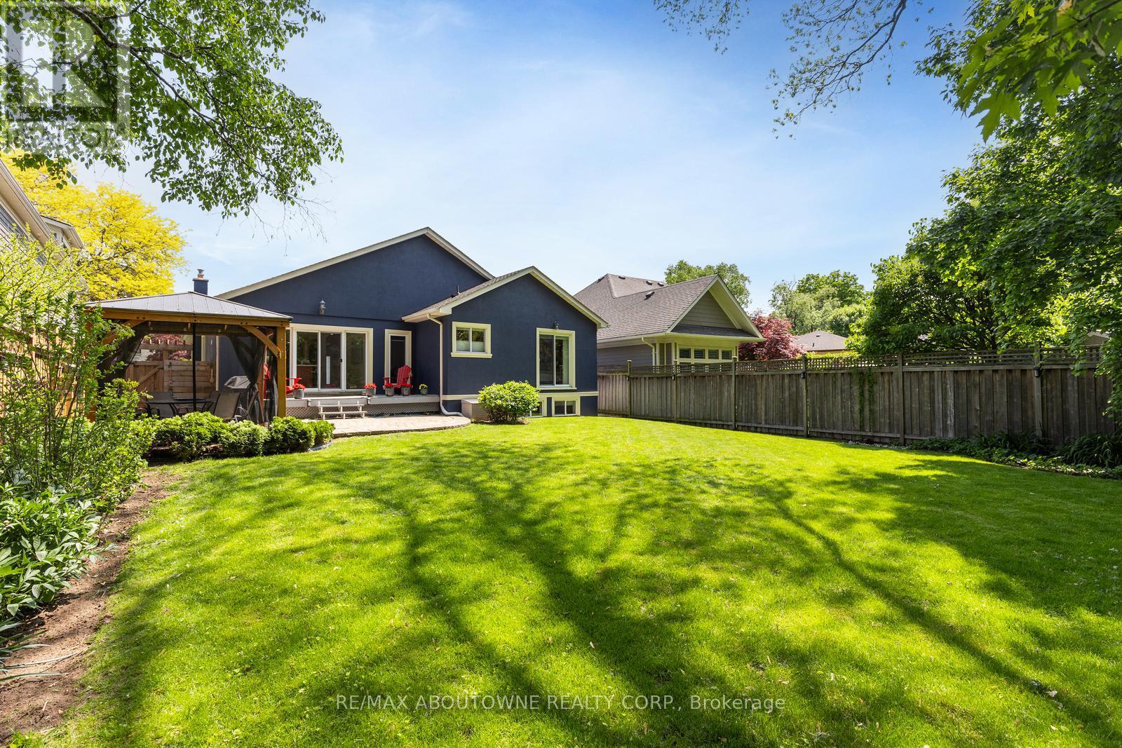 1143 Shaw Street, Oakville, Ontario  L6L 2S1 - Photo 37 - W12197911