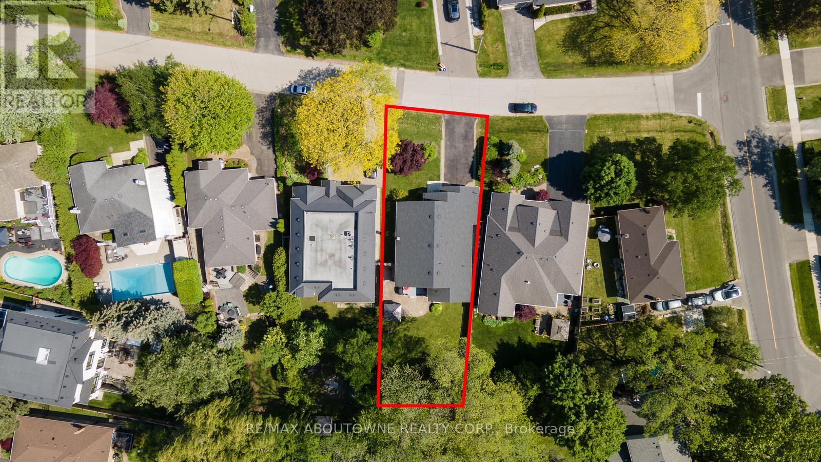 1143 Shaw Street, Oakville, Ontario  L6L 2S1 - Photo 38 - W12197911