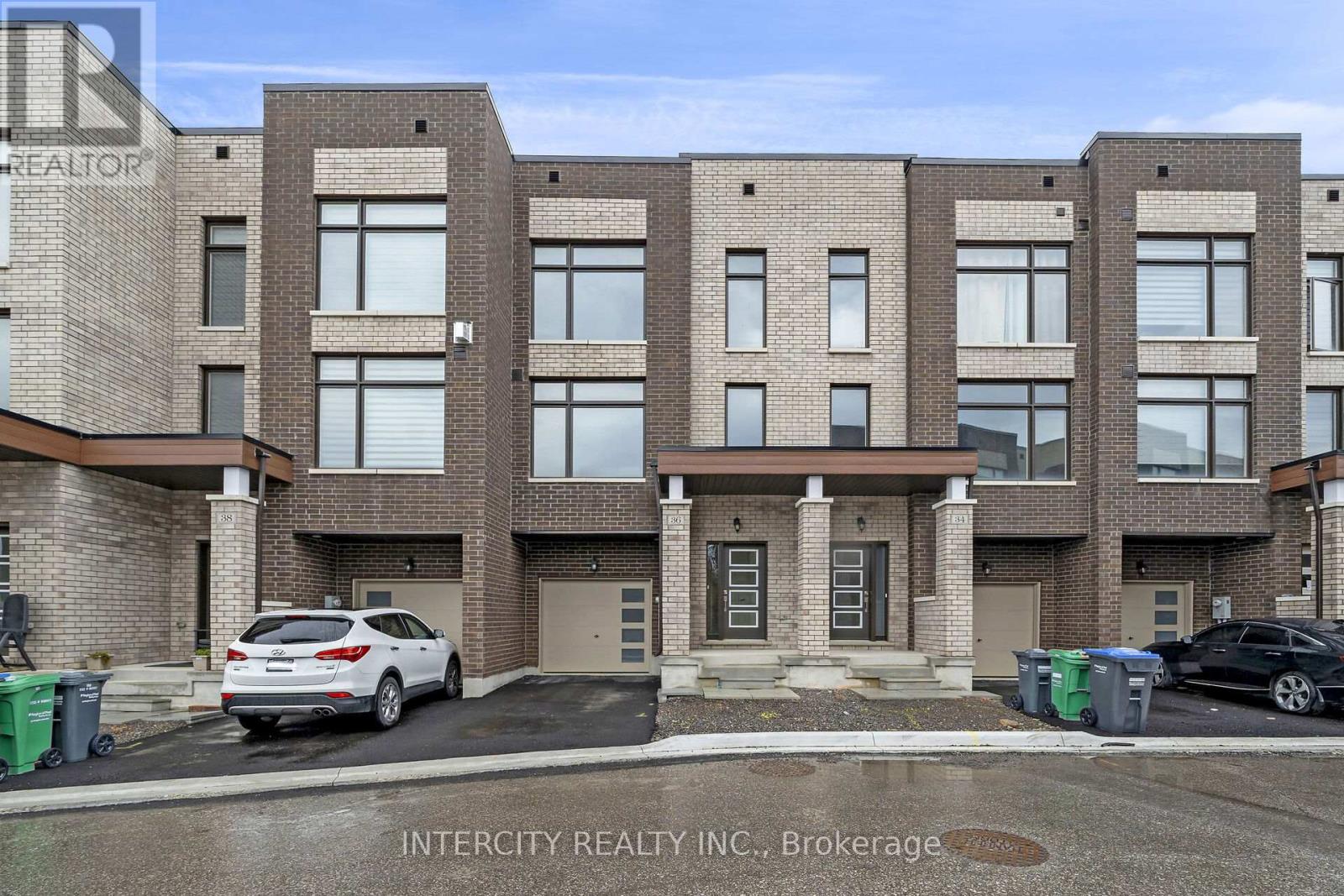 36 QUEENPOST DRIVE, Brampton, Ontario