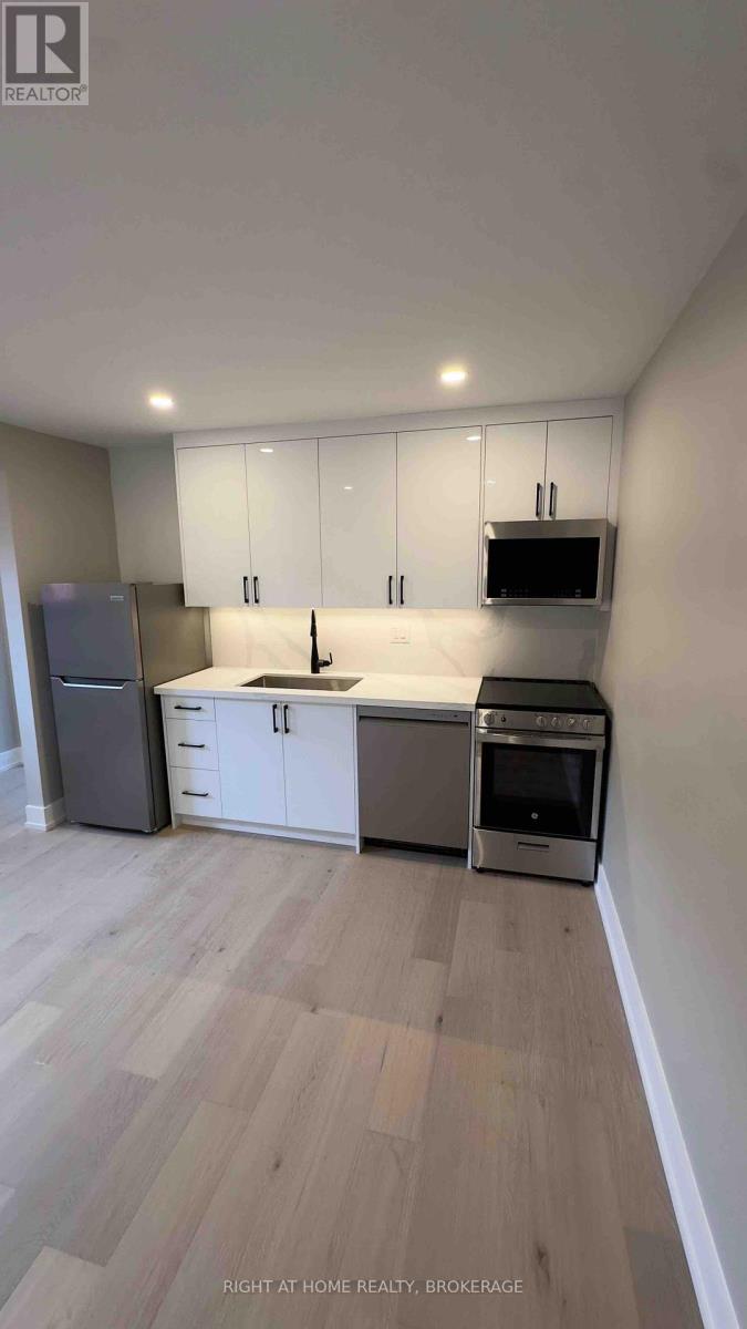 202 - 500 Salem Avenue N, Toronto, Ontario  M6H 3E1 - Photo 2 - W12197961