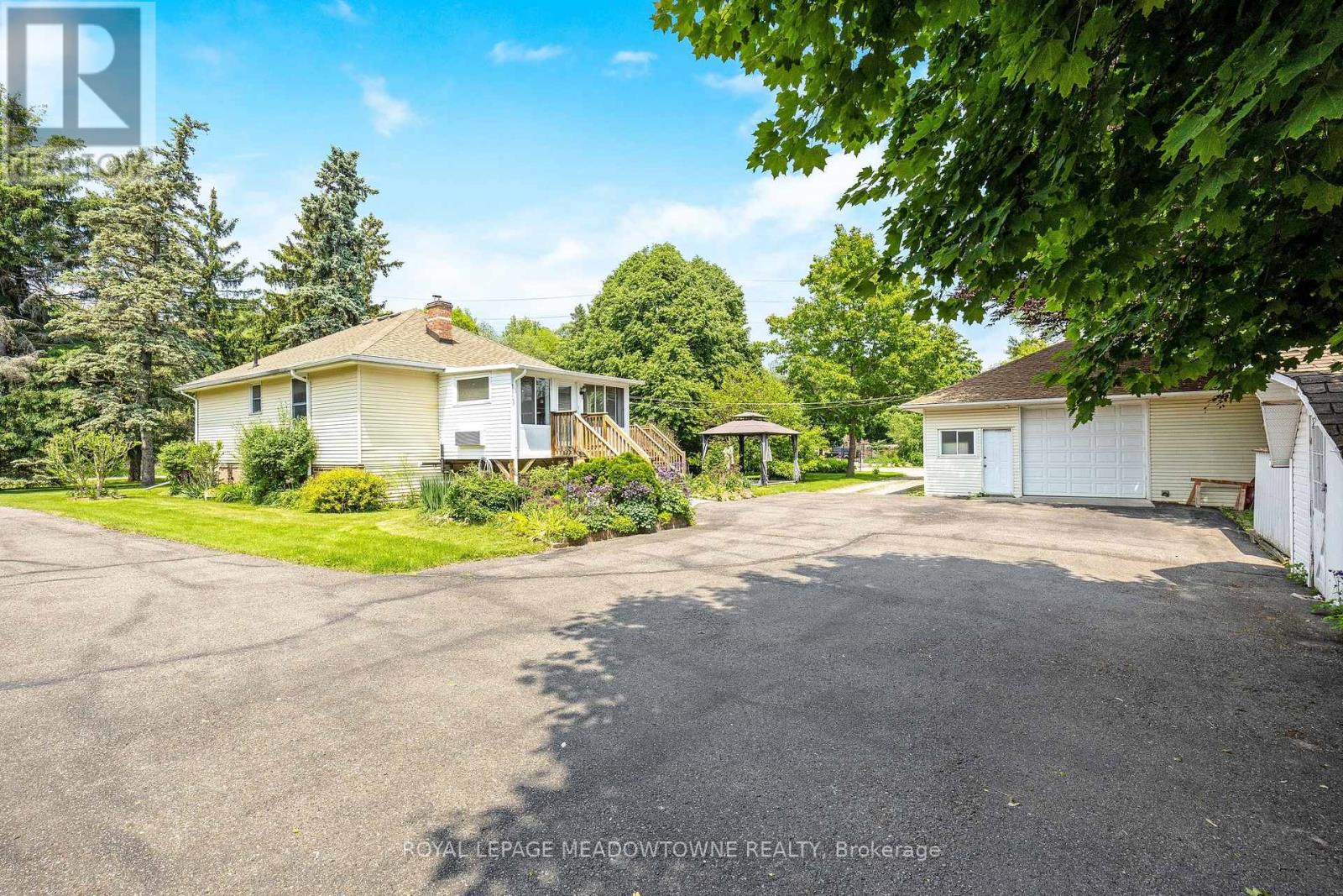 1 Caseley Drive, Halton Hills, Ontario  L0P 1K0 - Photo 34 - W12198017