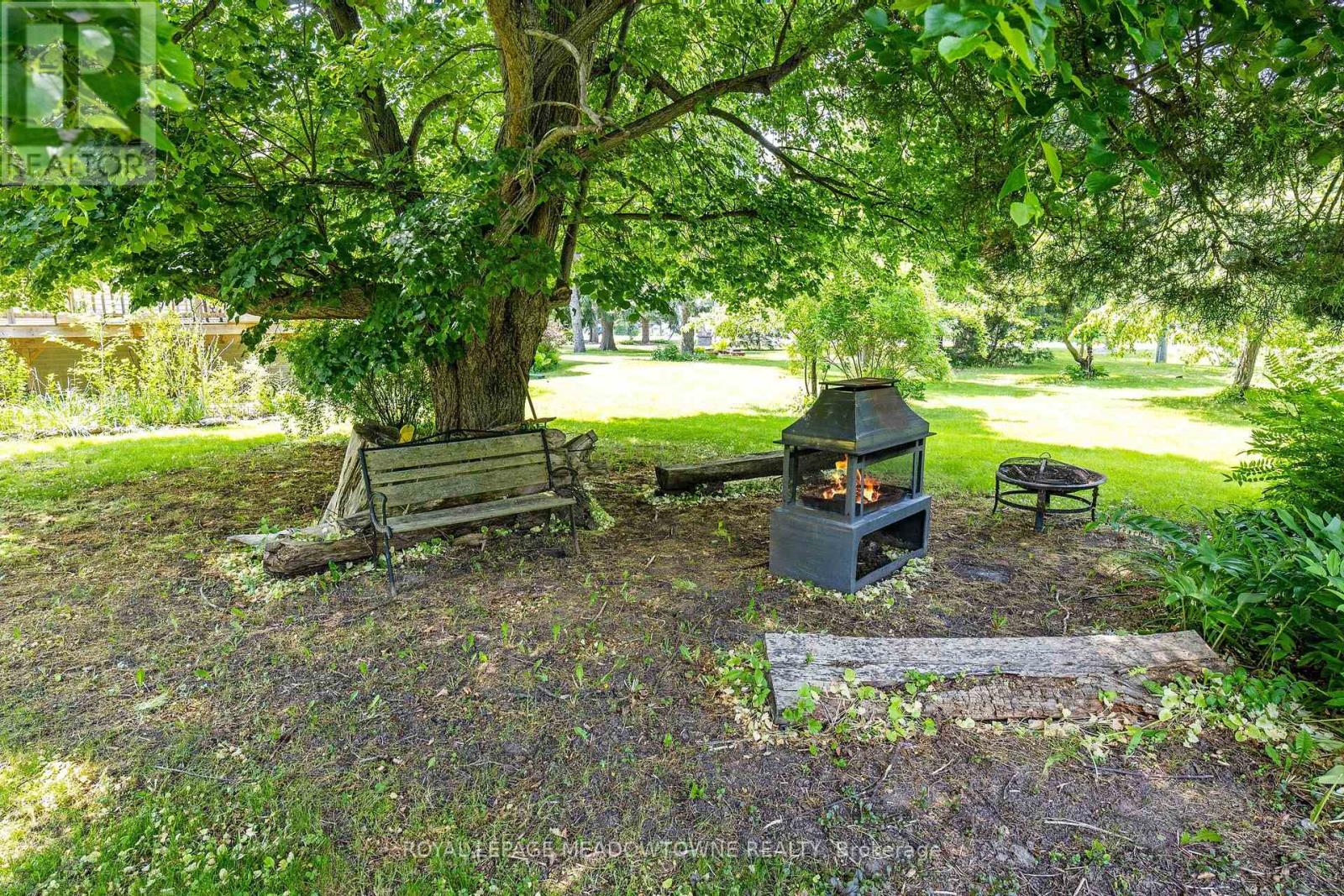 1 Caseley Drive, Halton Hills (Rural Halton Hills), Ontario  L0P 1K0 - Photo 35 - W12198017