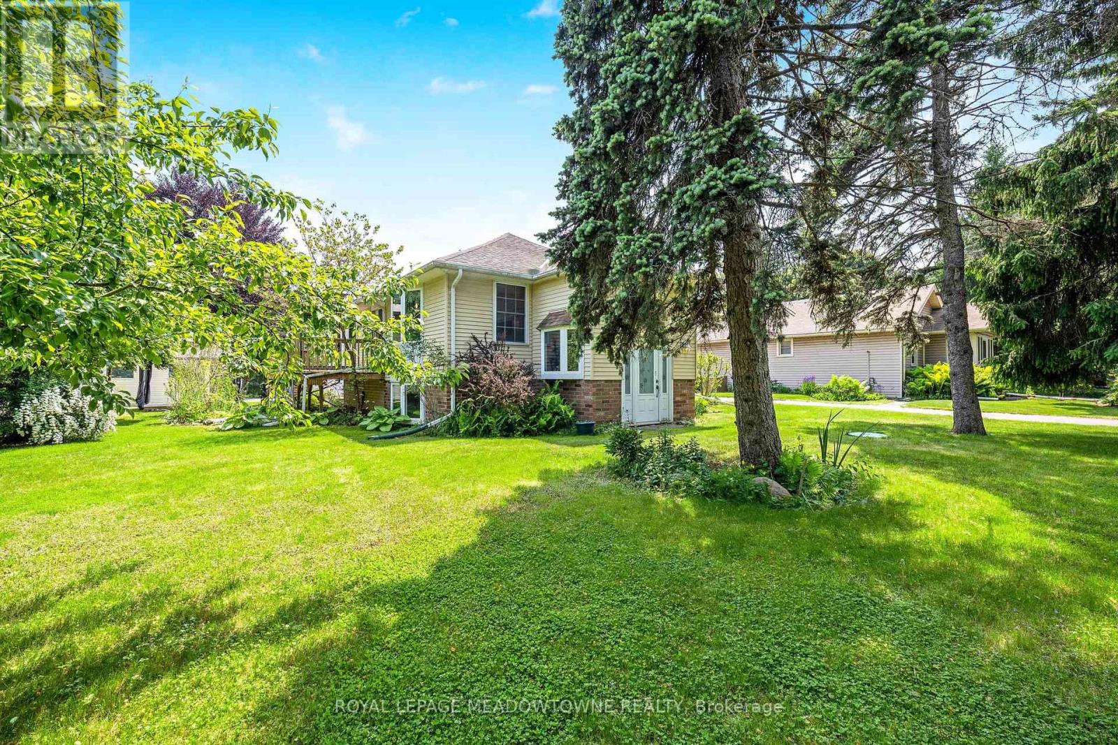 1 Caseley Drive, Halton Hills, Ontario  L0P 1K0 - Photo 4 - W12198017