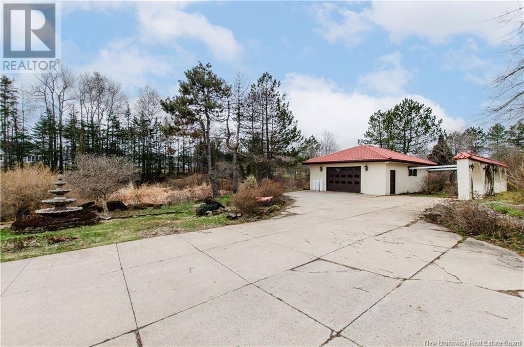 Property at 922 Ryan Street image 2