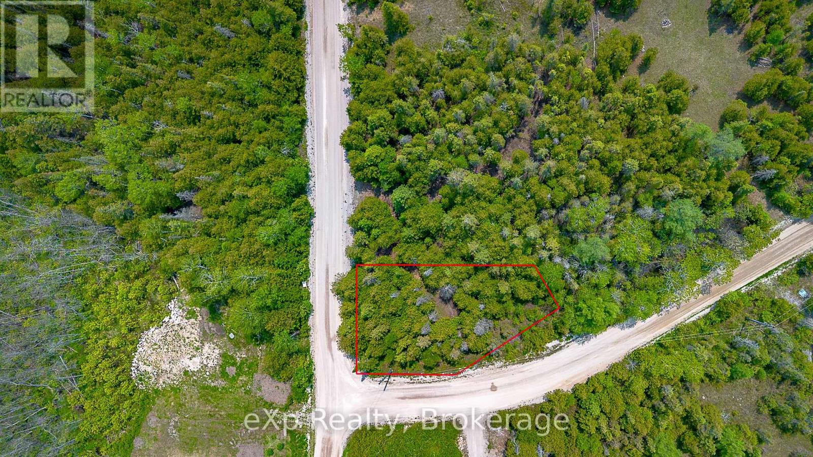 Pt Lt 92 Pt 34 Baywatch Drive, Northern Bruce Peninsula, Ontario  N0H 2T0 - Photo 2 - X12198103