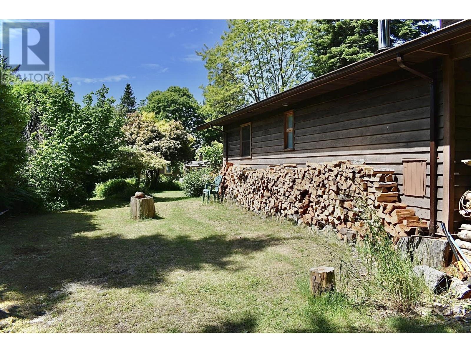 8084 Redrooffs Road, Halfmoon Bay, British Columbia  V7Z 1C7 - Photo 39 - R3011739