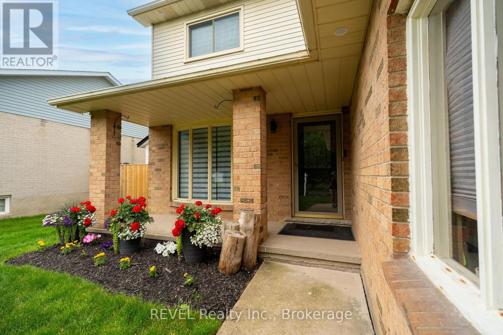 Property at 5 ELDERWOOD DRIVE image 4