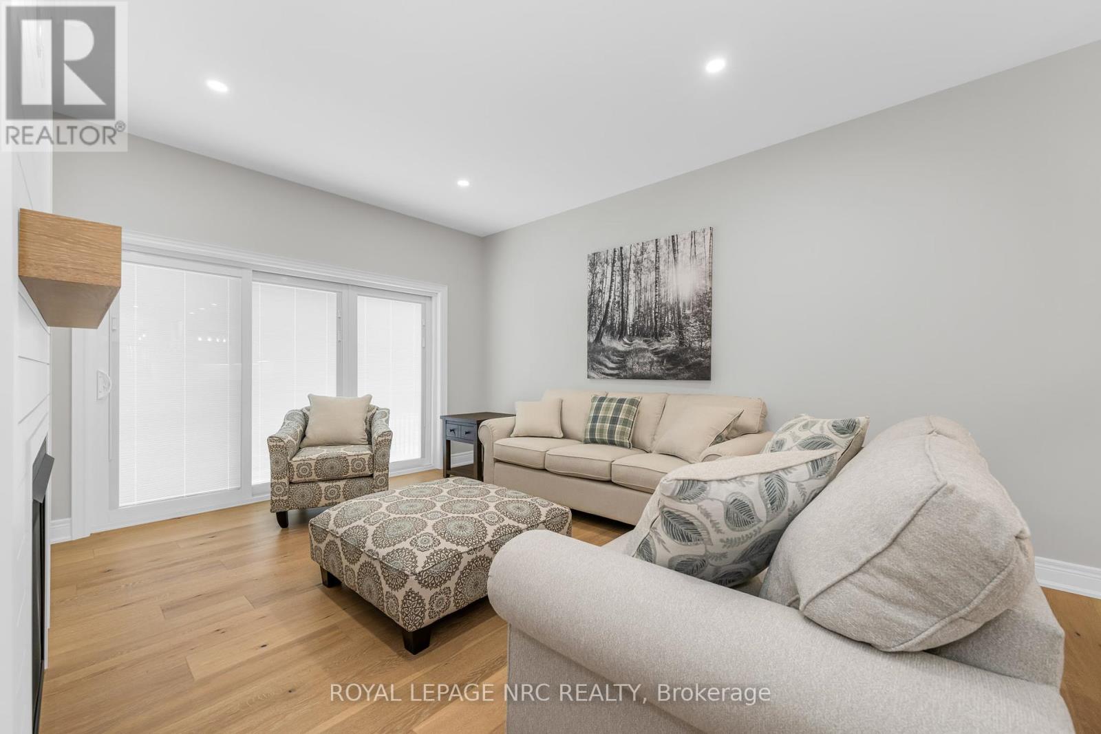 736 Clarence Street, Port Colborne, Ontario  L3K 0A8 - Photo 17 - X12198145