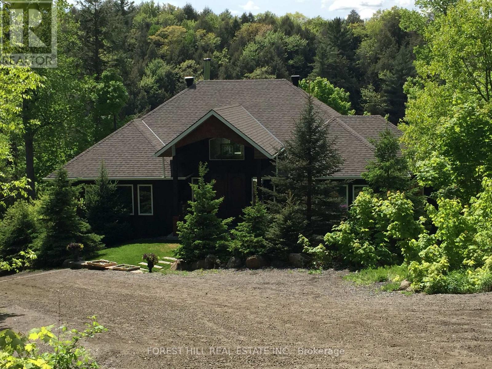 12 CARDINAL COURT, McKellar, Ontario