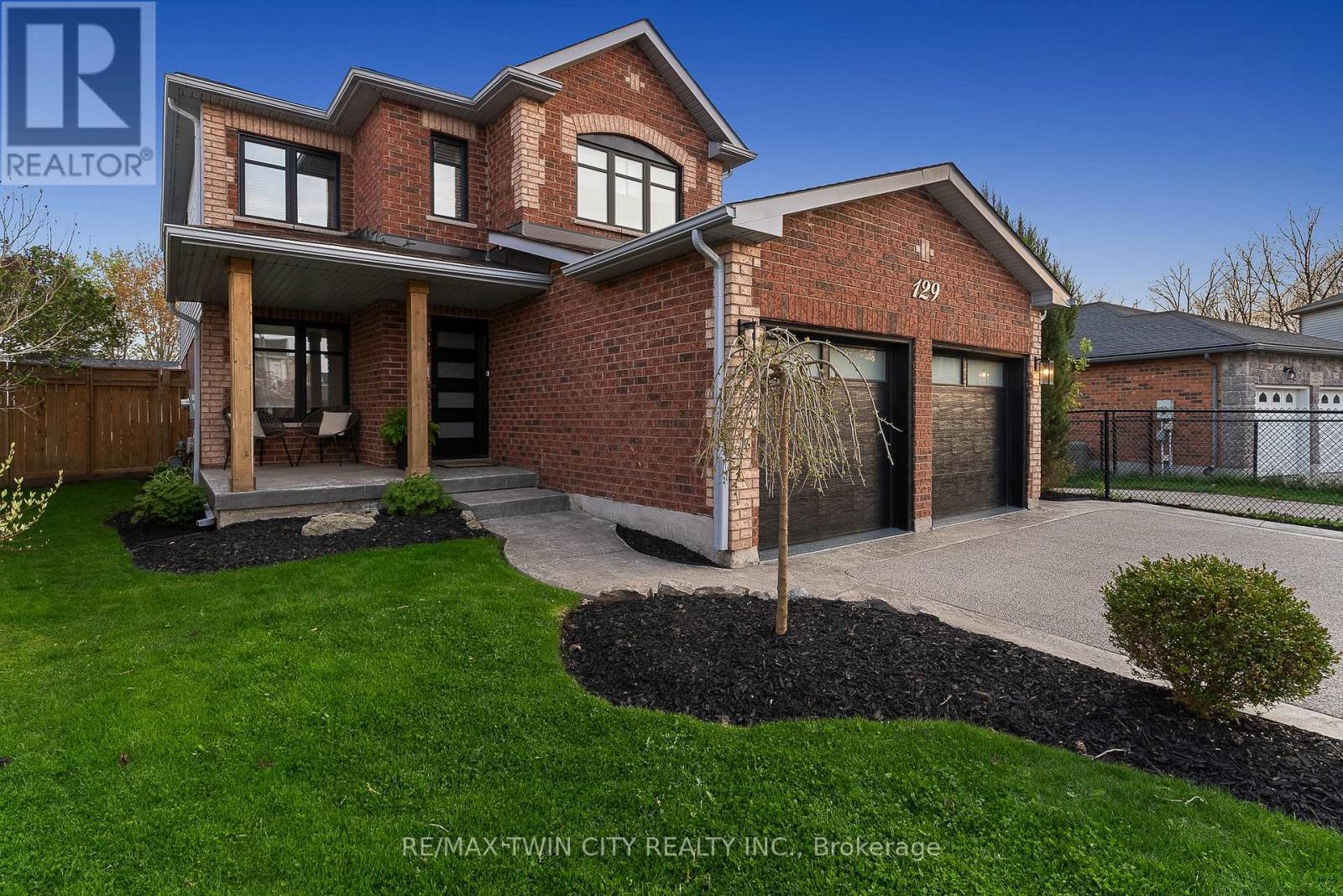 129 LANGLAW DRIVE, Cambridge, Ontario