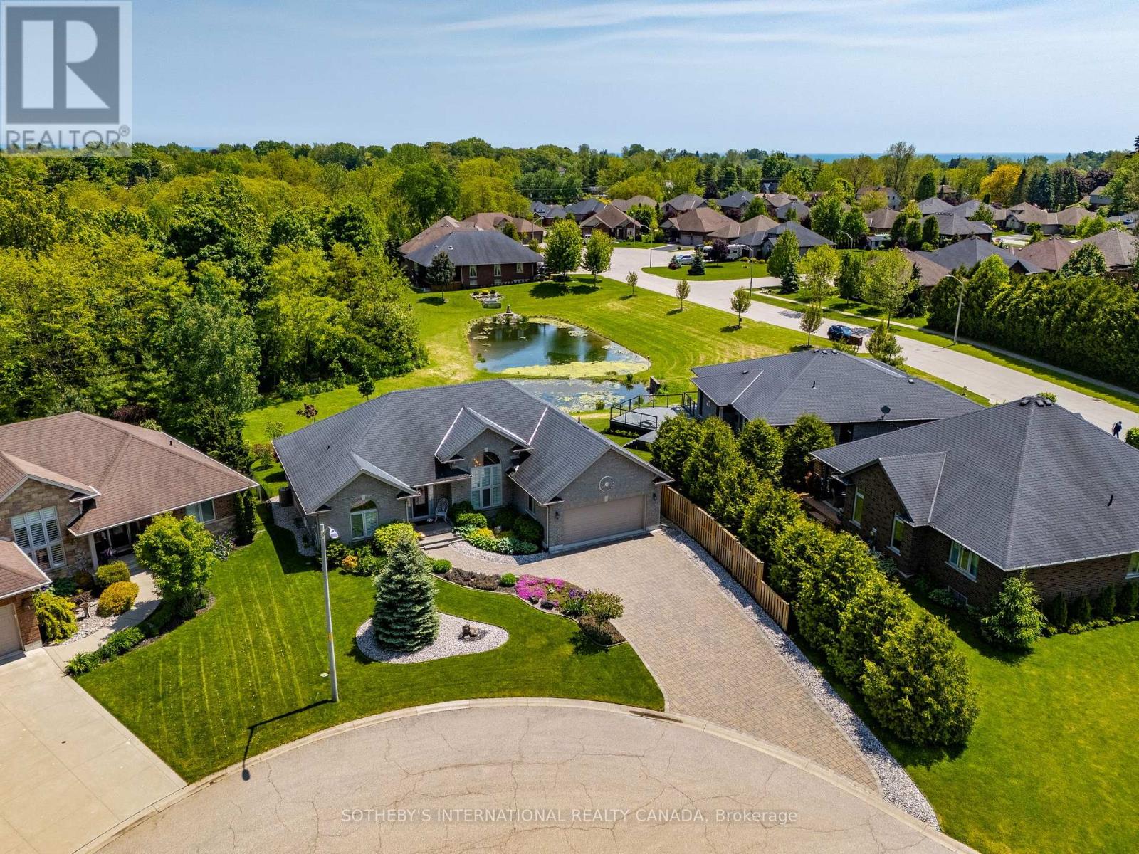 25 Birch Avenue, Norfolk, Ontario  N0A 1N6 - Photo 3 - X12198032