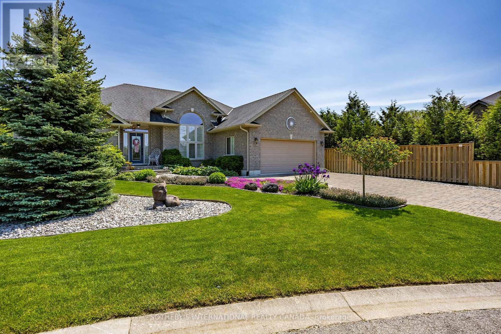 25 Birch Avenue, Norfolk, Ontario  N0A 1N6 - Photo 48 - X12198032