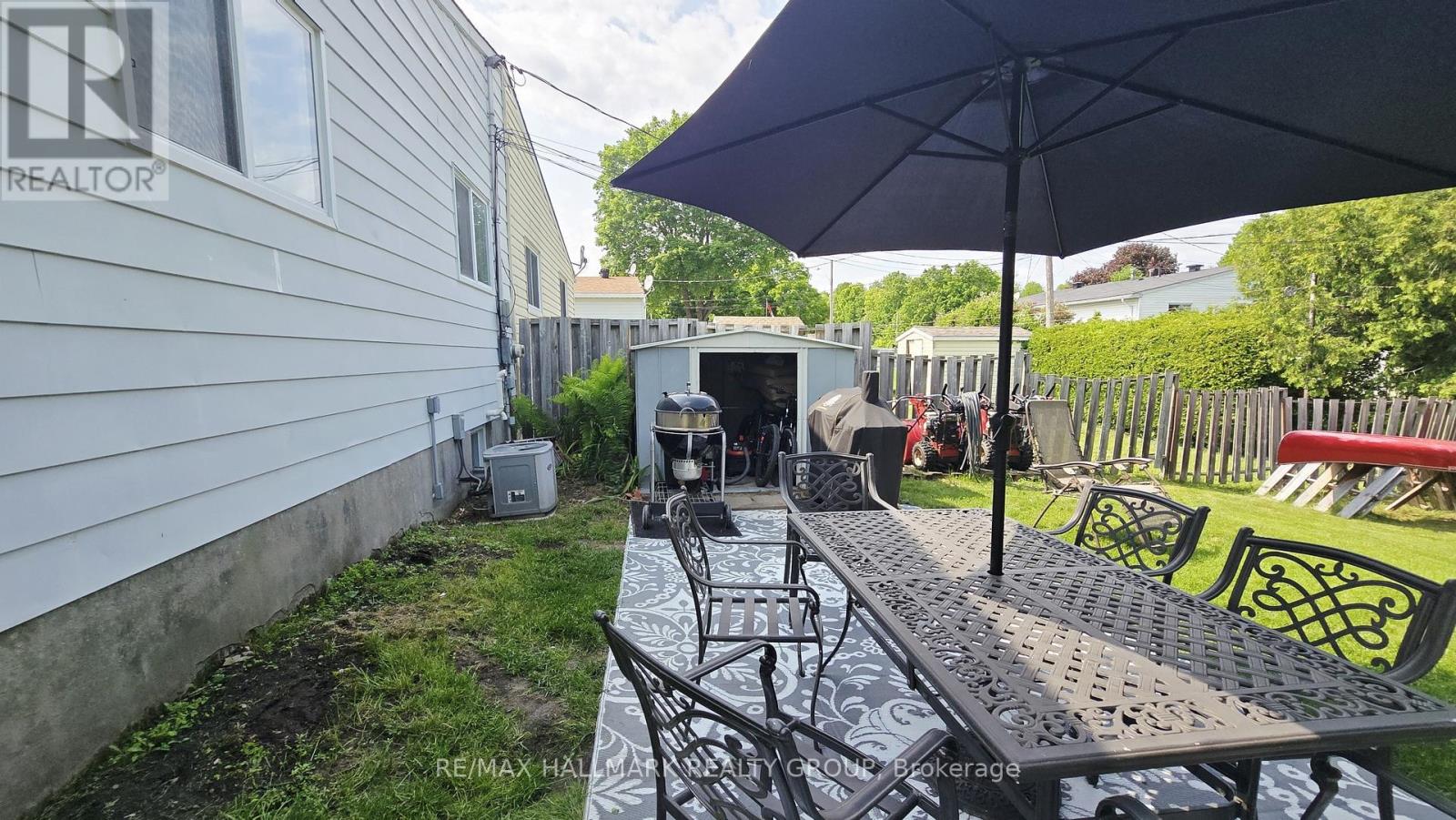 228 Airth Boulevard, Renfrew, Ontario  K7V 2J8 - Photo 7 - X12198052