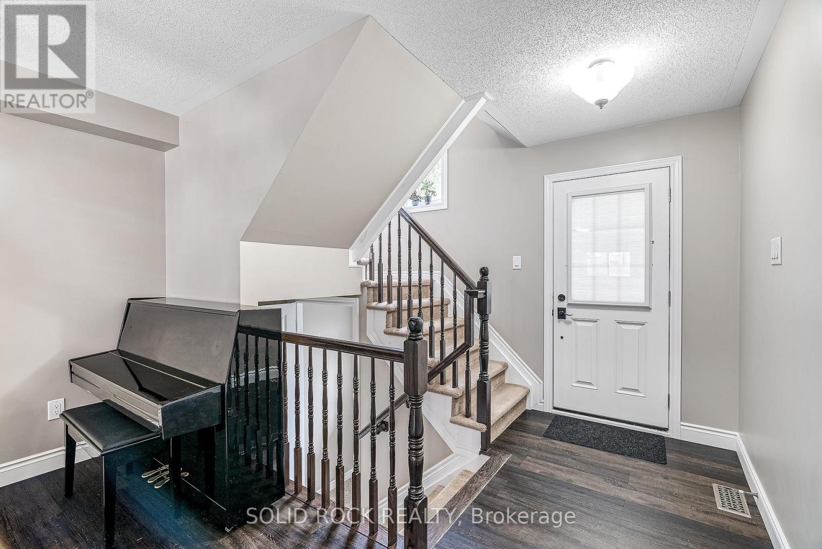 1855 Maple Grove Road, Ottawa, Ontario  K2S 0N9 - Photo 4 - X12198090
