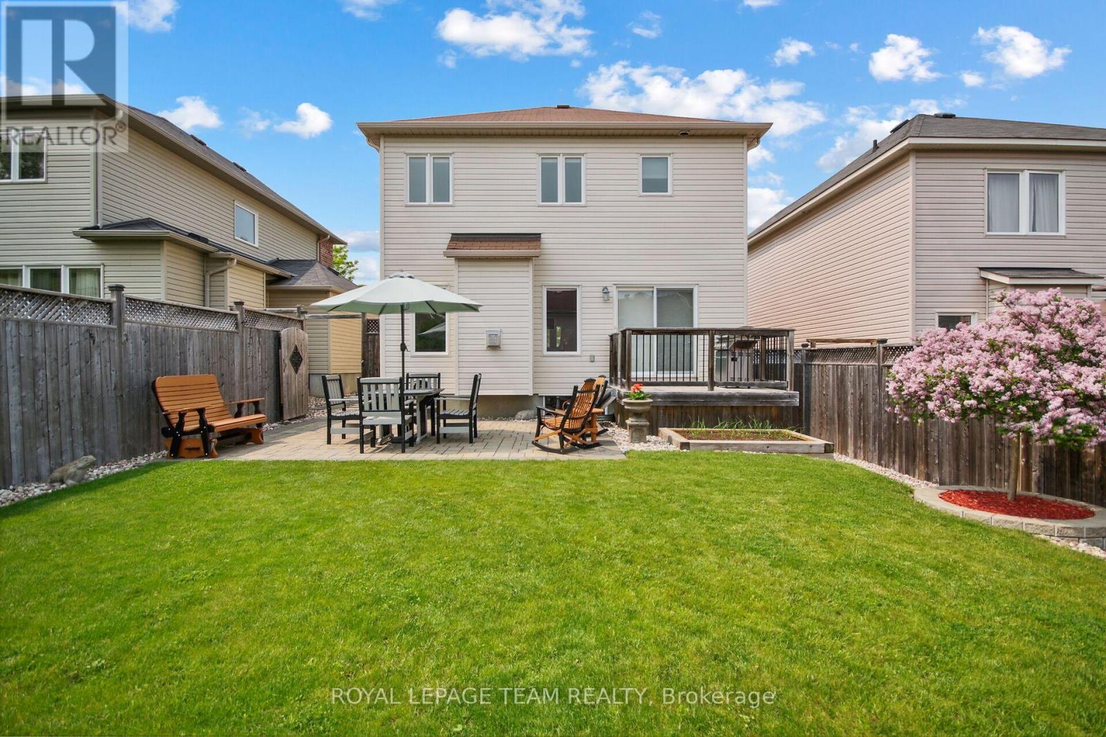 408 Abbeydale Circle, Ottawa, Ontario  K2K 0E8 - Photo 34 - X12198111