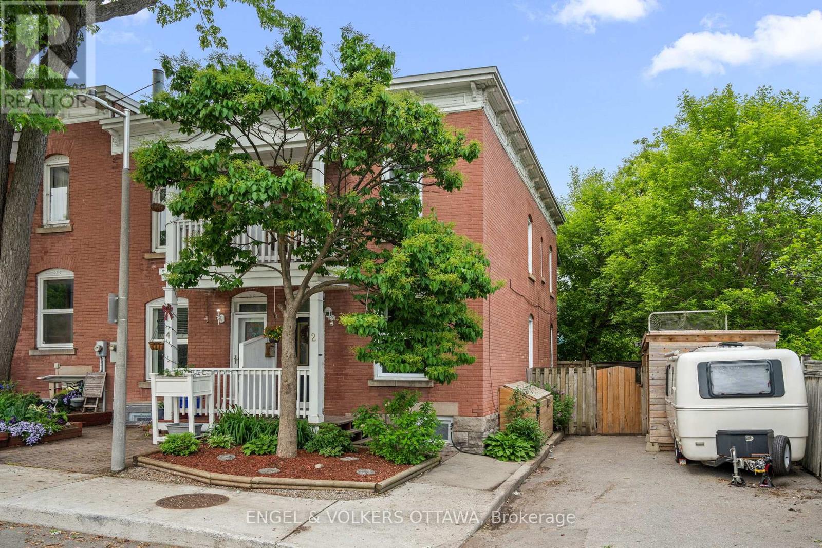 2 Lower Charlotte Street, Ottawa, Ontario  K1N 8K1 - Photo 2 - X12198144