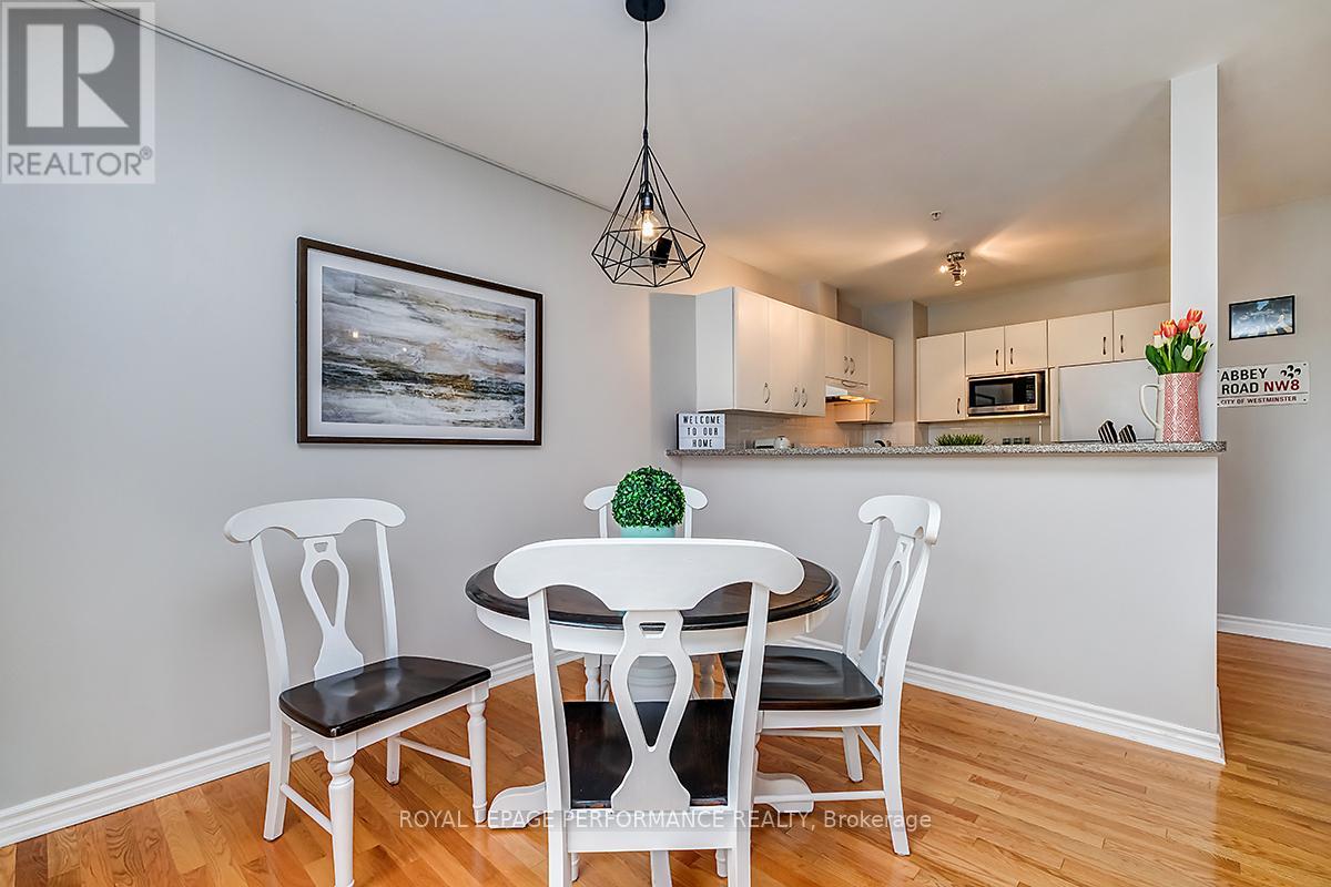 J - 313 St Patrick Street, Ottawa, Ontario  K1N 5K6 - Photo 10 - X12198162