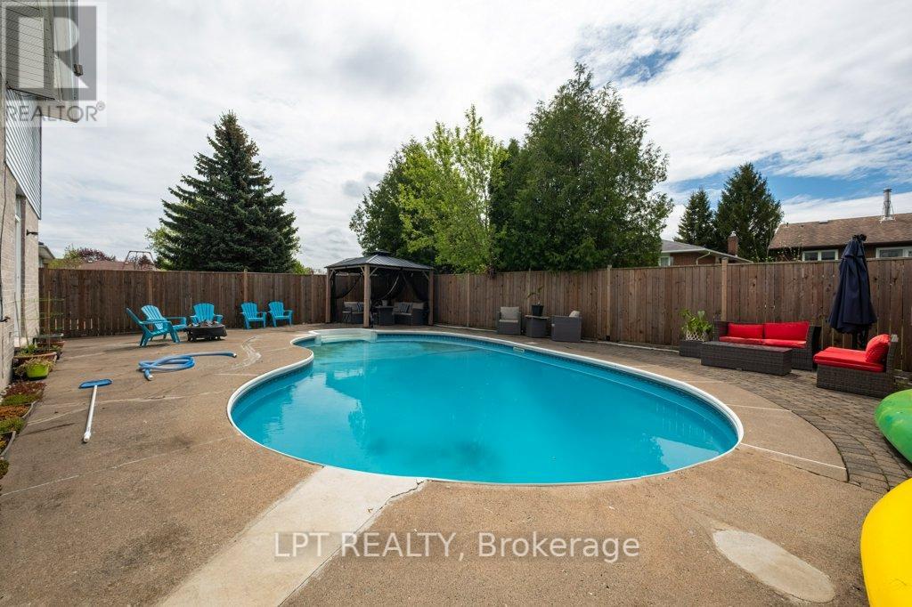 304 Sunrise Crescent, Kingston, Ontario  K7M 8C3 - Photo 41 - X12198175