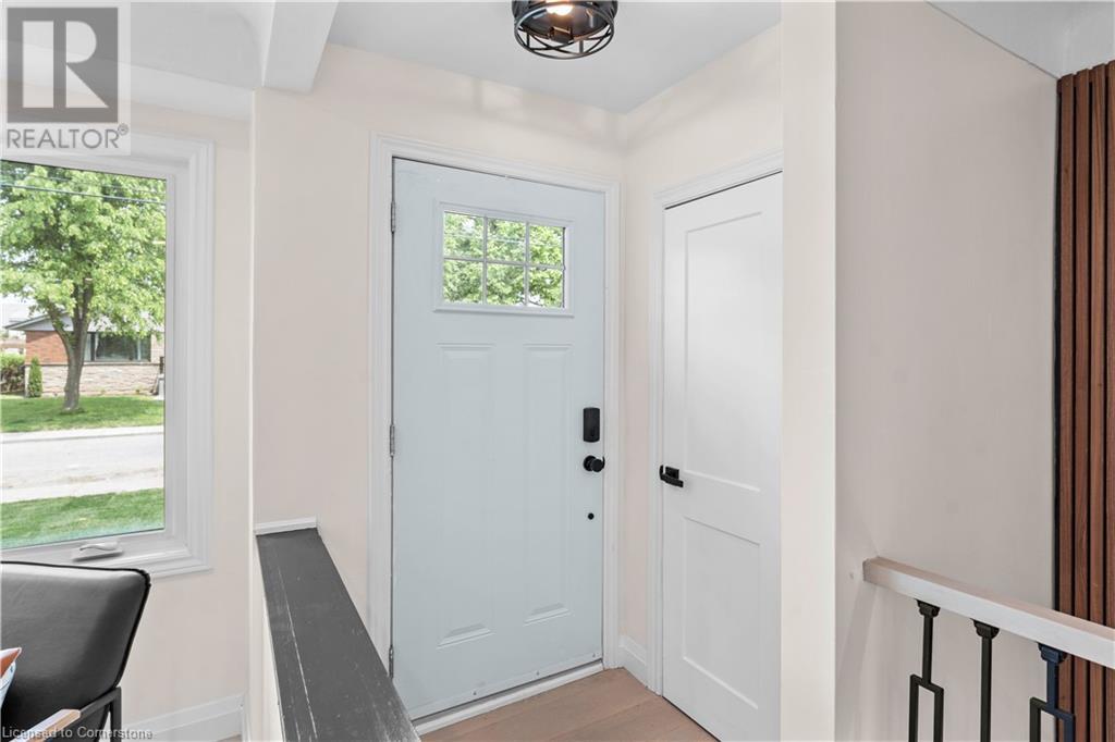 6 Mulock Avenue, Hamilton, Ontario  L8T 1H3 - Photo 6 - 40736495
