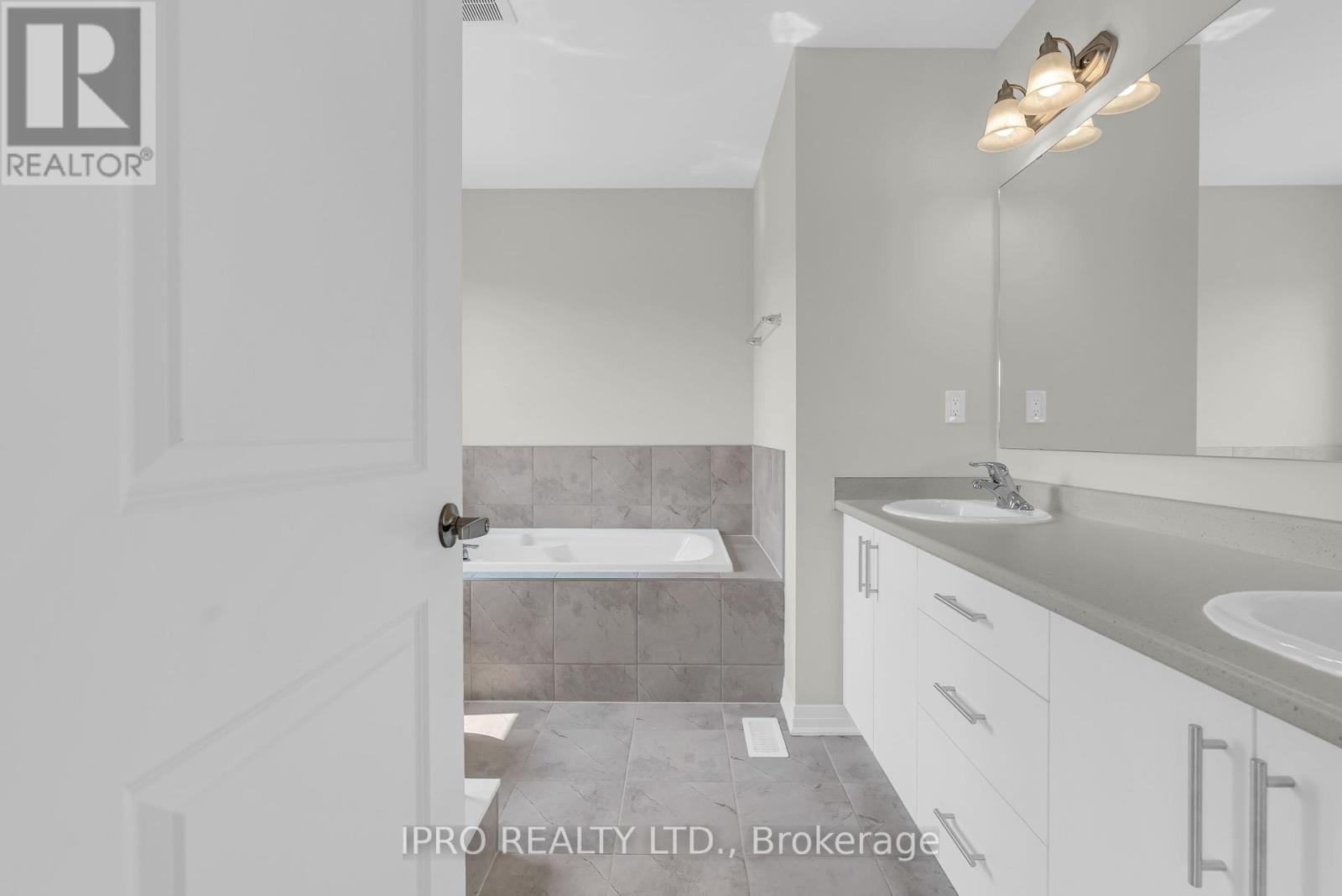 50 Conboy Drive, Erin, Ontario  N0B 1T0 - Photo 27 - X12190738