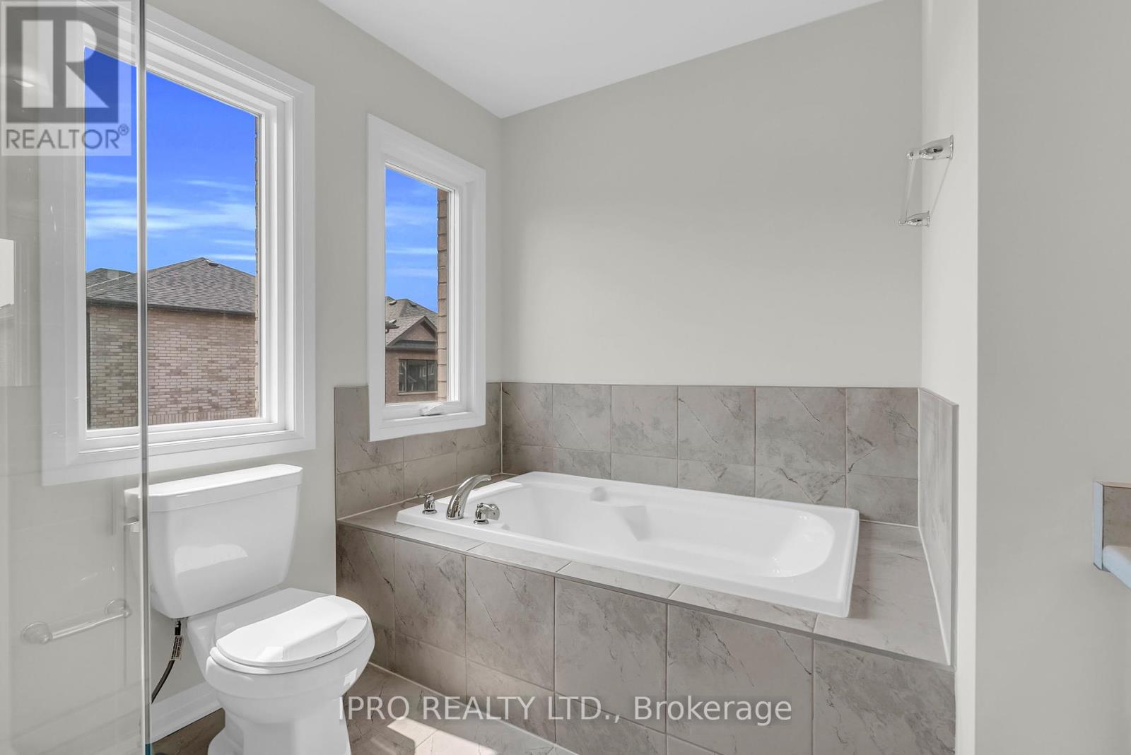 50 Conboy Drive, Erin, Ontario  N0B 1T0 - Photo 29 - X12190738