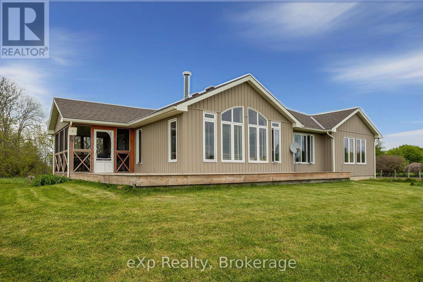 46304 Old Mail Road, Meaford, Ontario  N4L 1W7 - Photo 1 - X12197550
