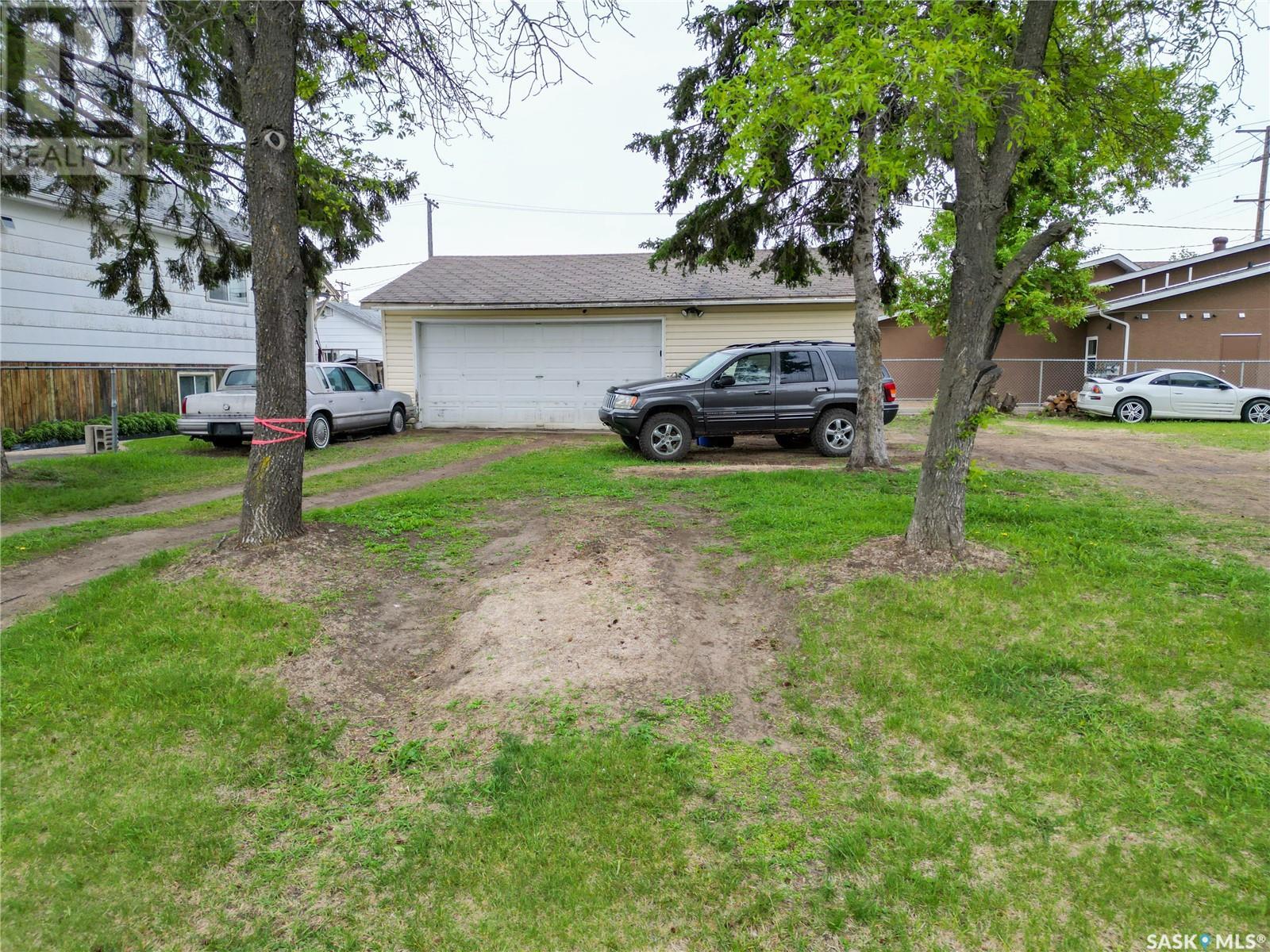 602 6th Avenue E, Prince Albert, Saskatchewan  S6V 0N7 - Photo 4 - SK008249