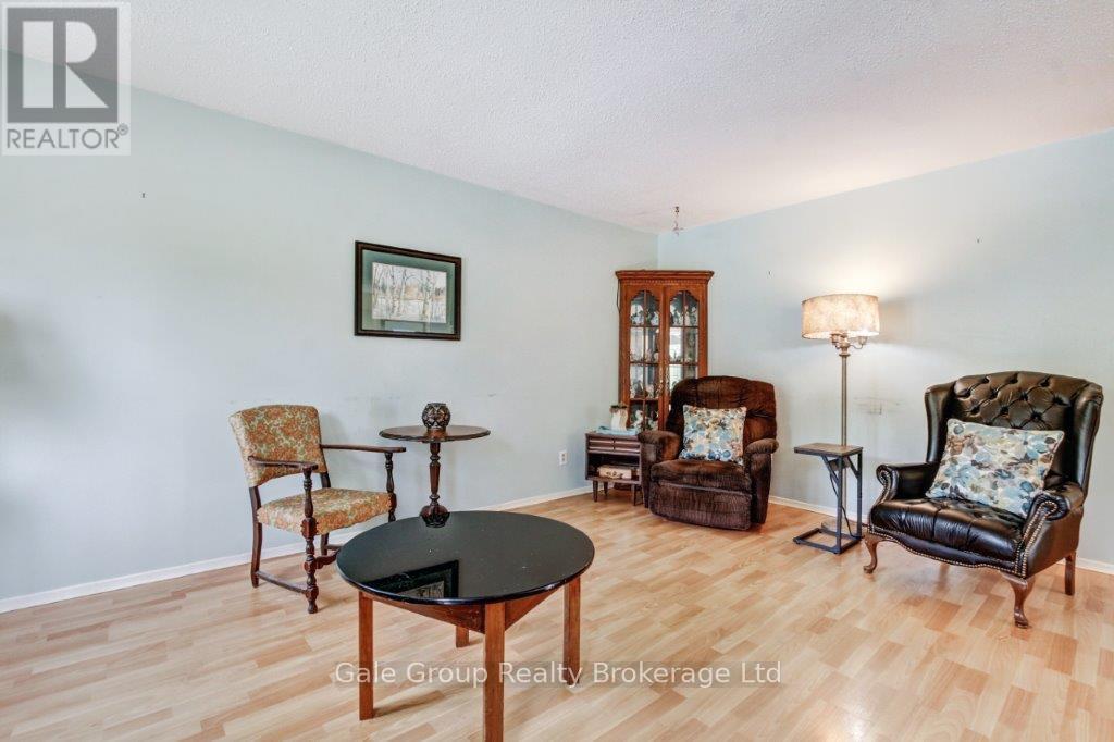 Property at 796 RATHBOURNE AVENUE image 3