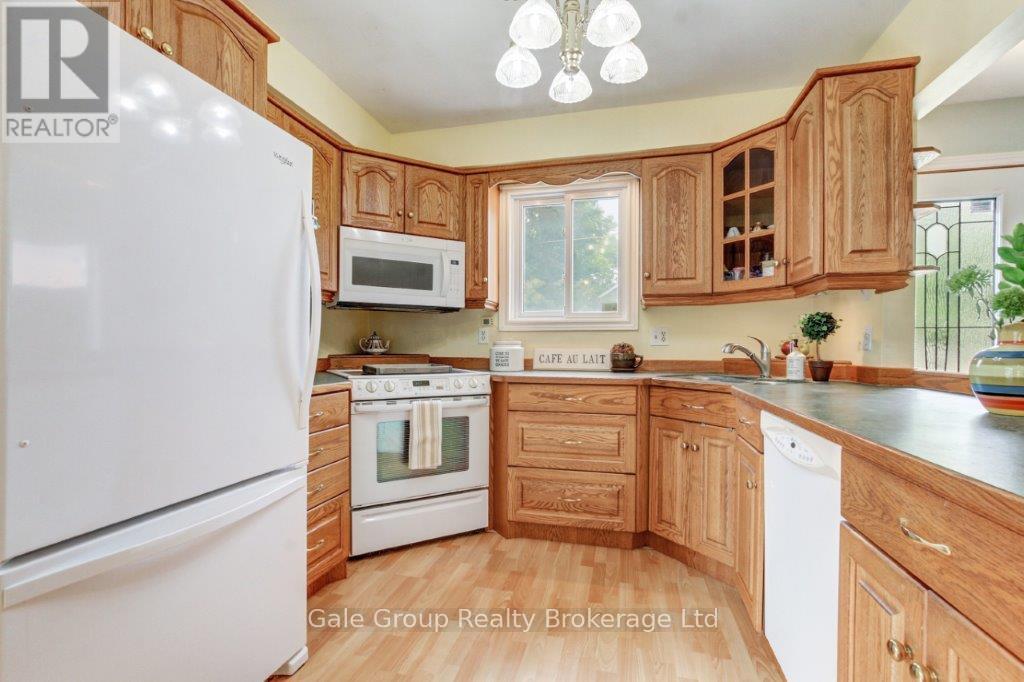 Property at 796 RATHBOURNE AVENUE image 4