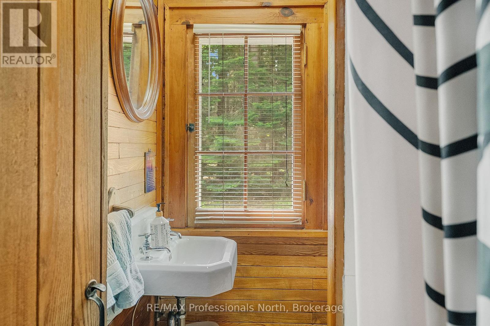 3 - 1411 Billie Bear Road, Lake Of Bays, Ontario  P1H 2J6 - Photo 20 - X12120247