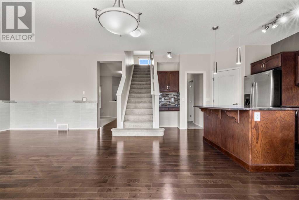 Property at 85 Silverado Skies Crescent SW image 5