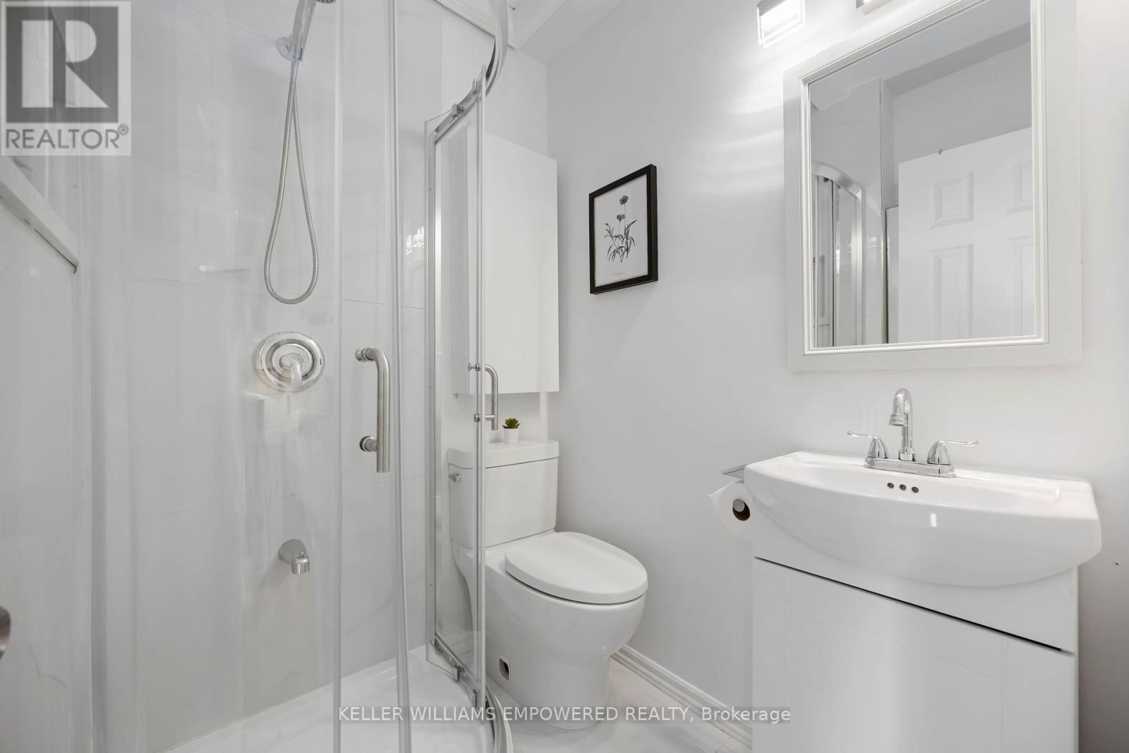 112 Kingslake Road, Toronto, Ontario  M2J 3E8 - Photo 18 - C12198133