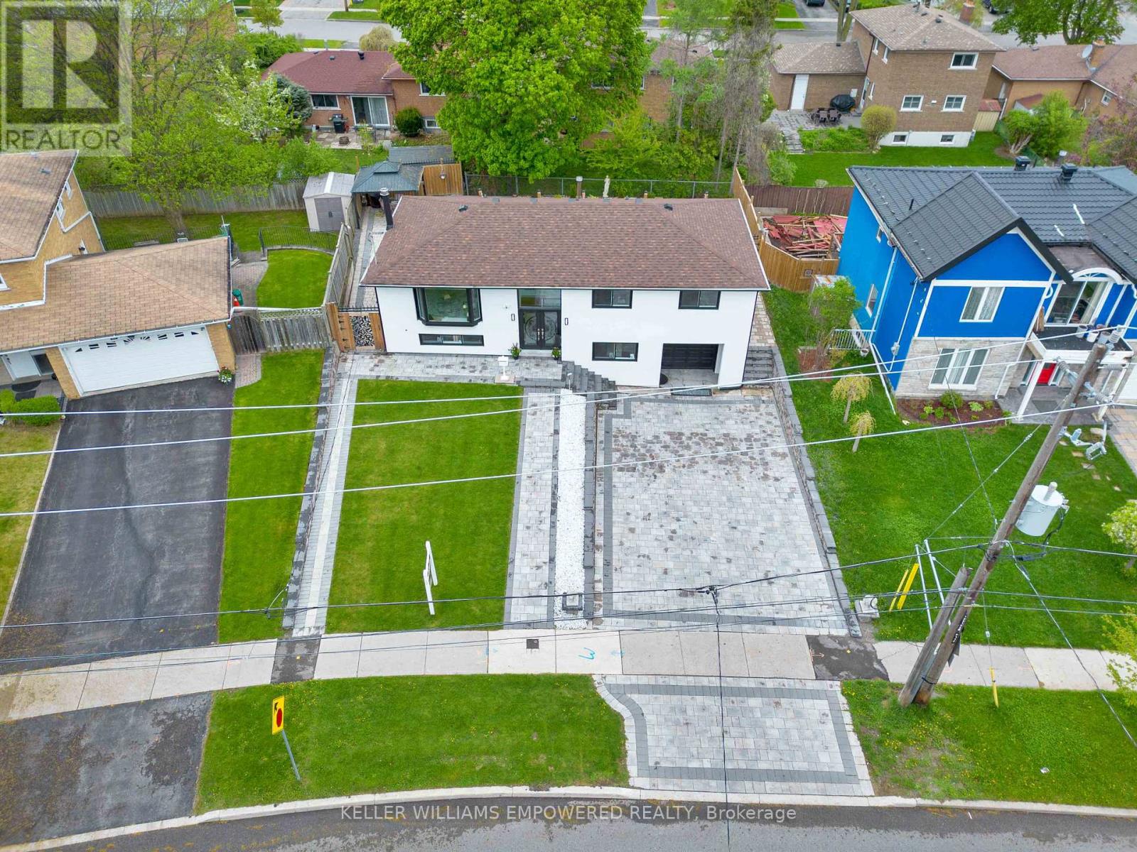 112 Kingslake Road, Toronto, Ontario  M2J 3E8 - Photo 4 - C12198133