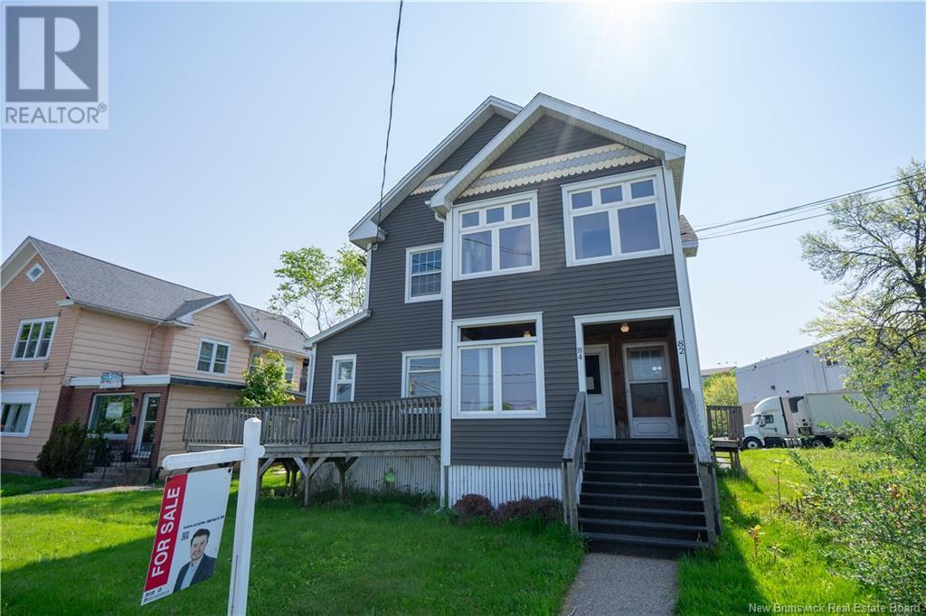 Property at 82-84 Lansdowne Avenue image 2