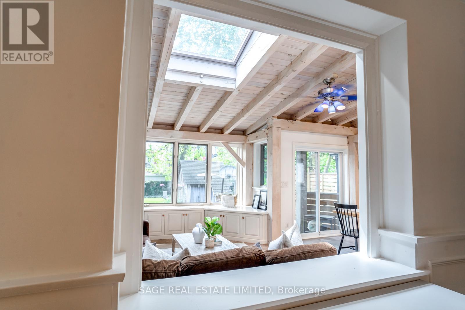49 Melrose Avenue, Toronto, Ontario  M5M 1Y6 - Photo 16 - C12198174
