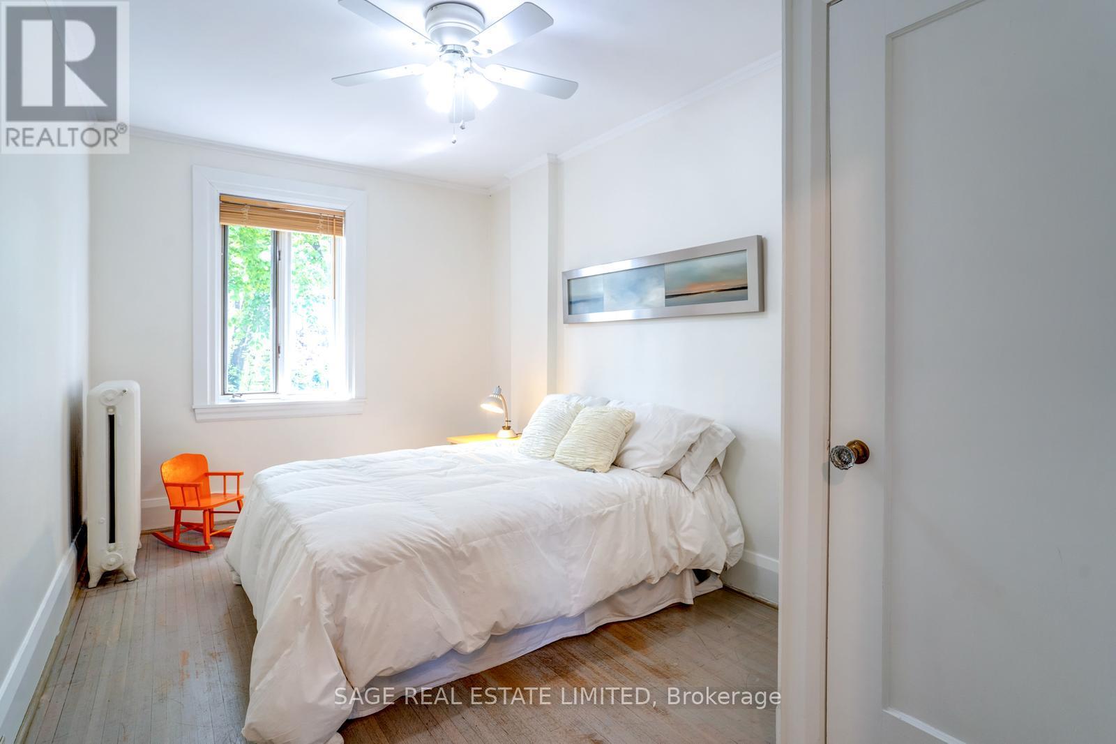 49 Melrose Avenue, Toronto, Ontario  M5M 1Y6 - Photo 32 - C12198174
