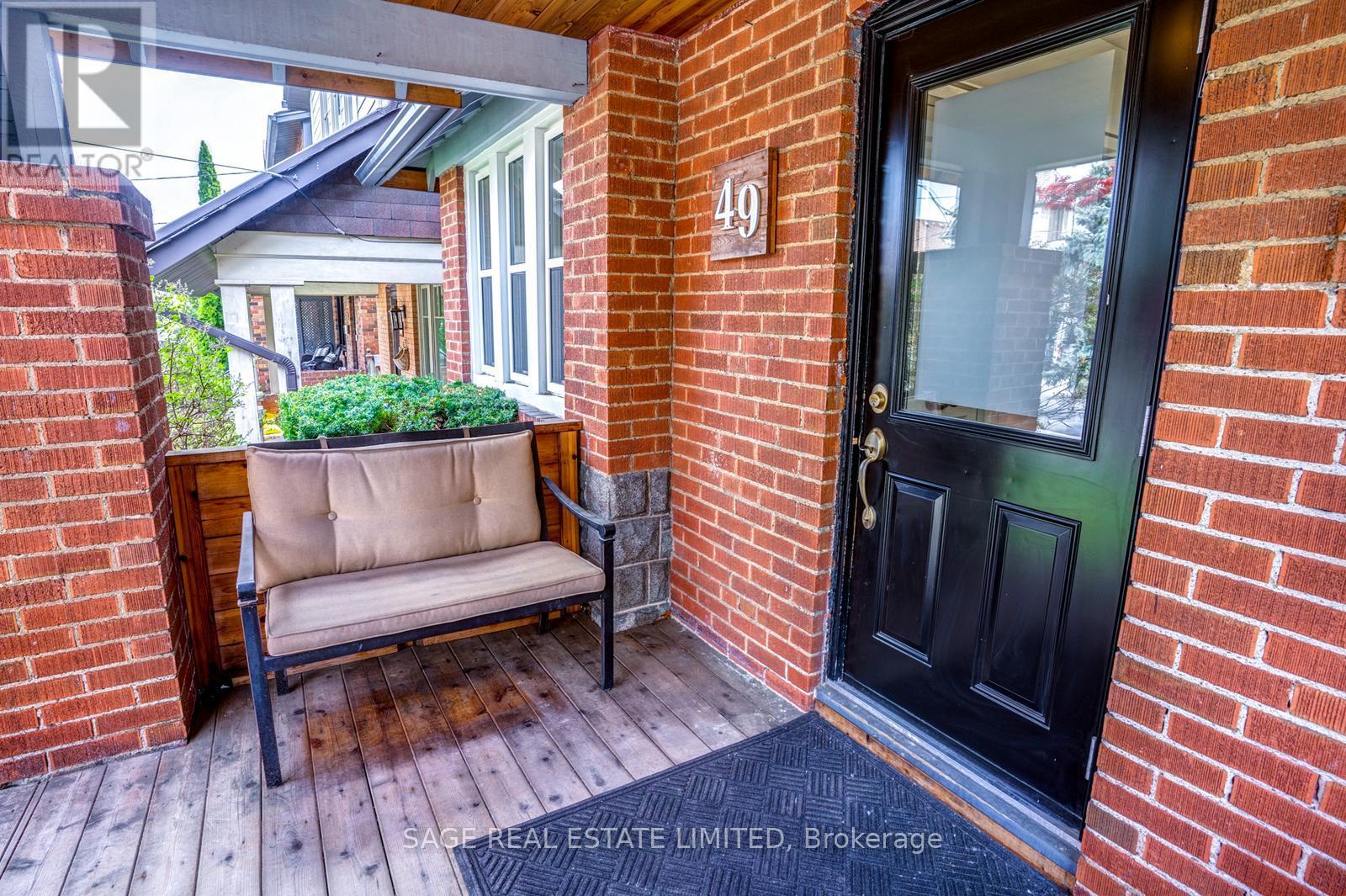 49 Melrose Avenue, Toronto, Ontario  M5M 1Y6 - Photo 5 - C12198174