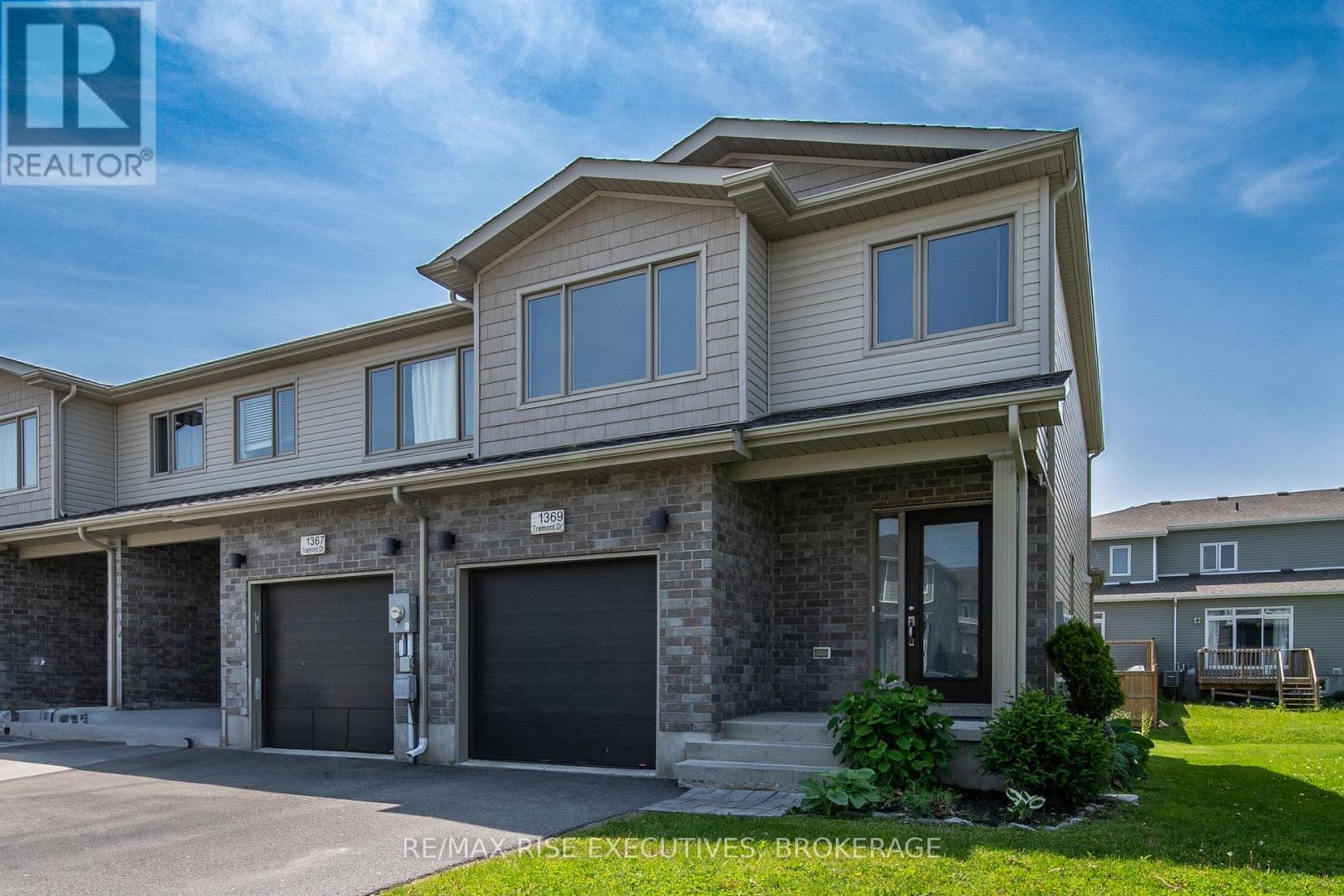 1369 Tremont Drive, Kingston (City Northwest), Ontario  K7P 0M6 - Photo 2 - X12198271
