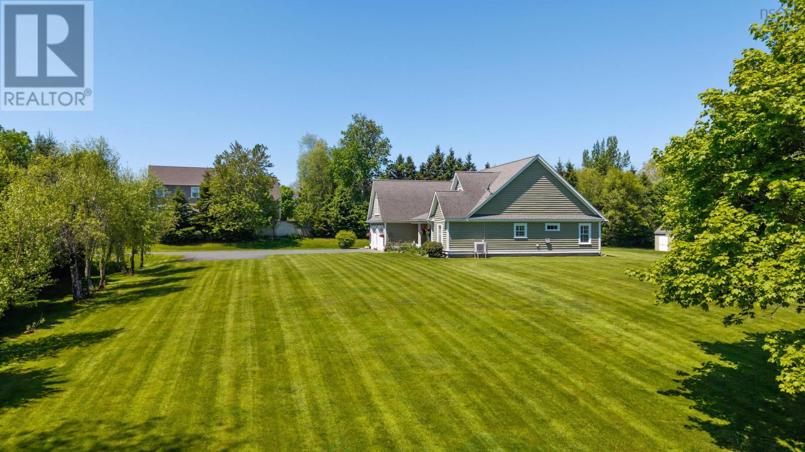 Property at 949 Centennial Drive image 5