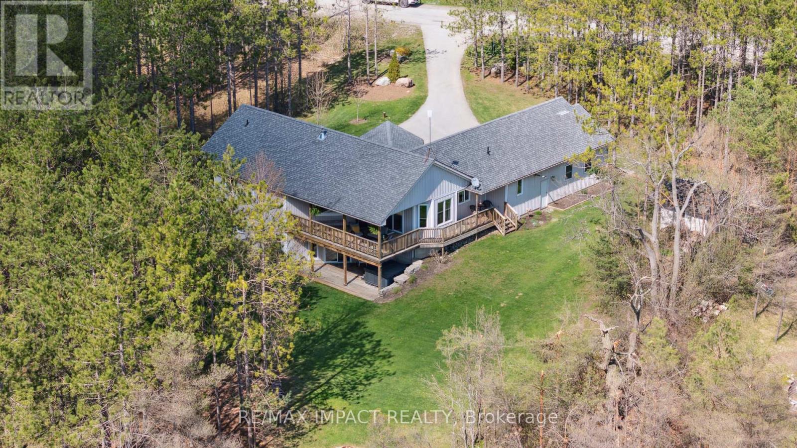 27 Slalom Drive, Kawartha Lakes, Ontario  L0A 1A0 - Photo 4 - X12198334