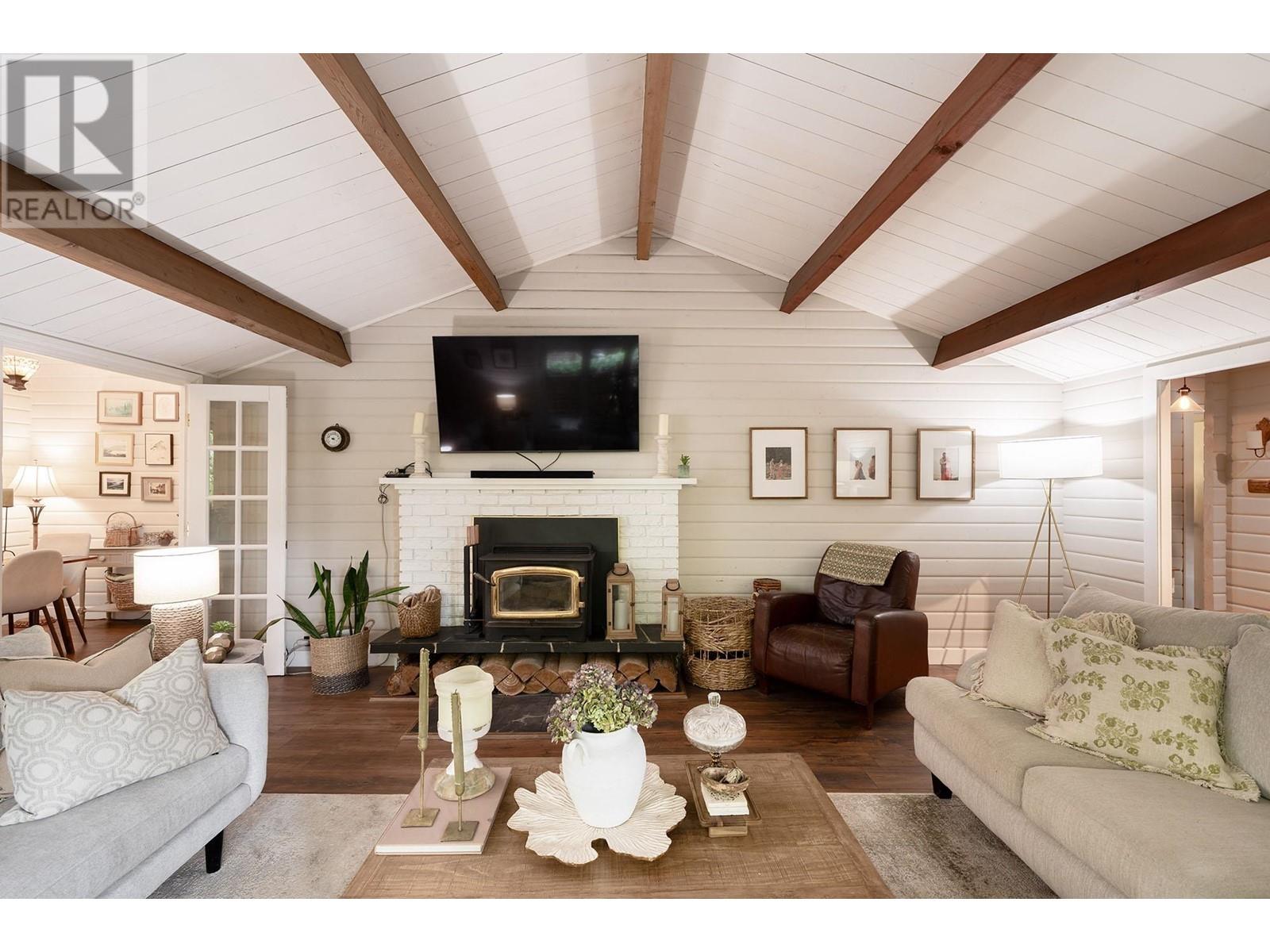 Property at 1565 WHITESAILS DRIVE image 5