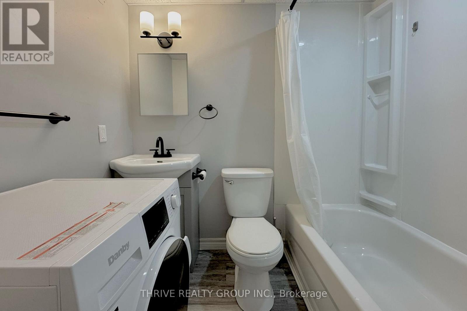 311 - 91 Thames Street S, Ingersoll, Ontario N5C 2T2 - Photo 6 - X12198371