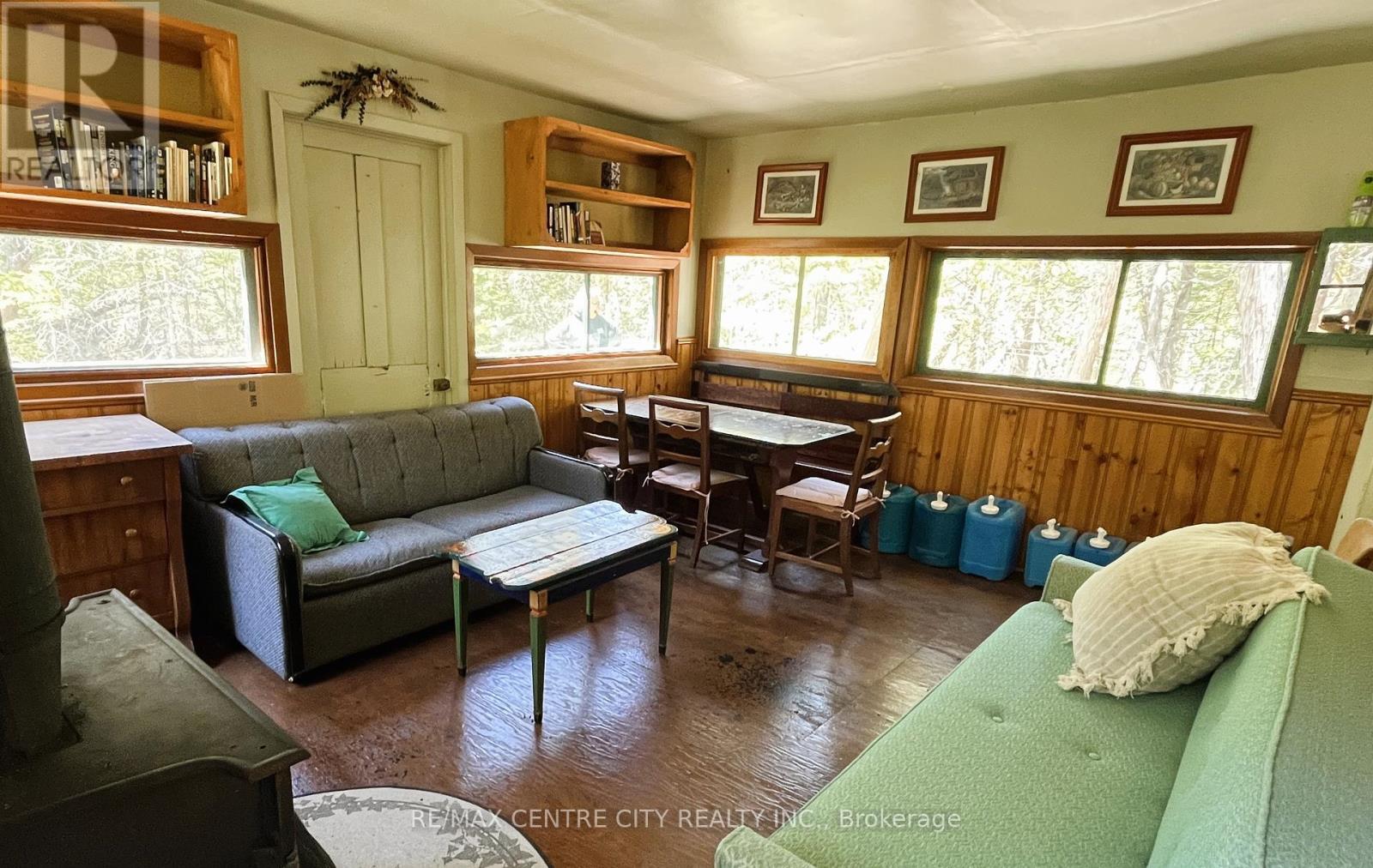 221 Dorcas Bay Road, Northern Bruce Peninsula, Ontario N0H 2R0 - Photo 6 - X12198378