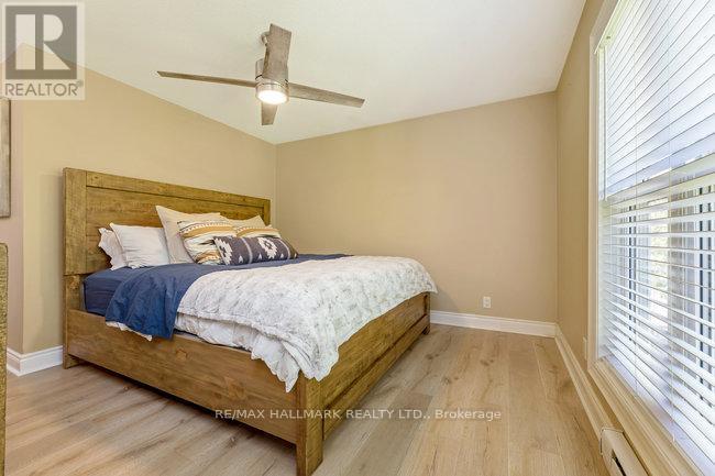 142 Meighen Avenue, Toronto, Ontario  M4B 2H9 - Photo 10 - E12198091