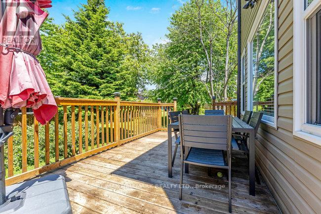 142 Meighen Avenue, Toronto, Ontario  M4B 2H9 - Photo 19 - E12198091