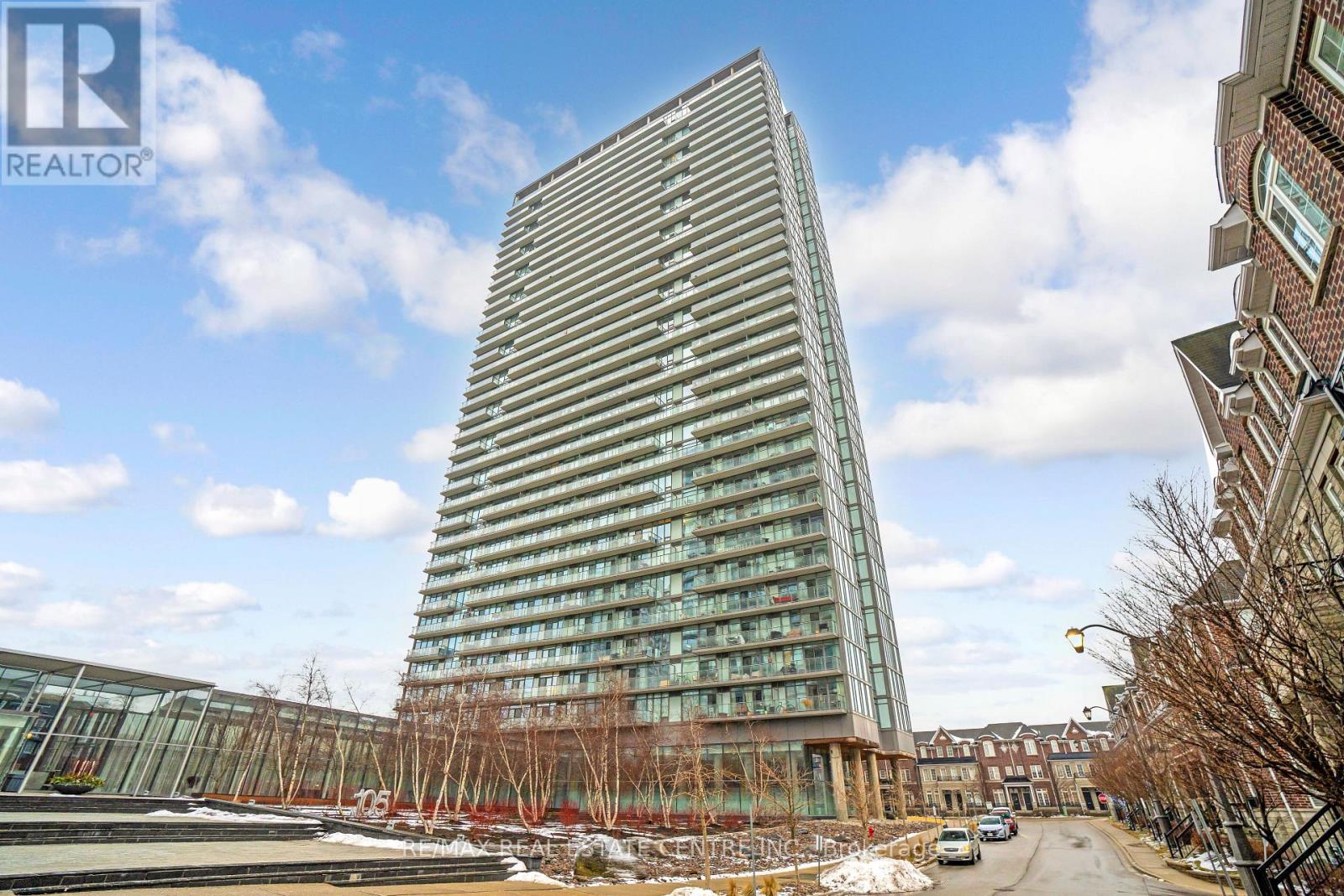 303 - 105 The Queensway Avenue, Toronto, Ontario  M6S 5B5 - Photo 34 - W12113468