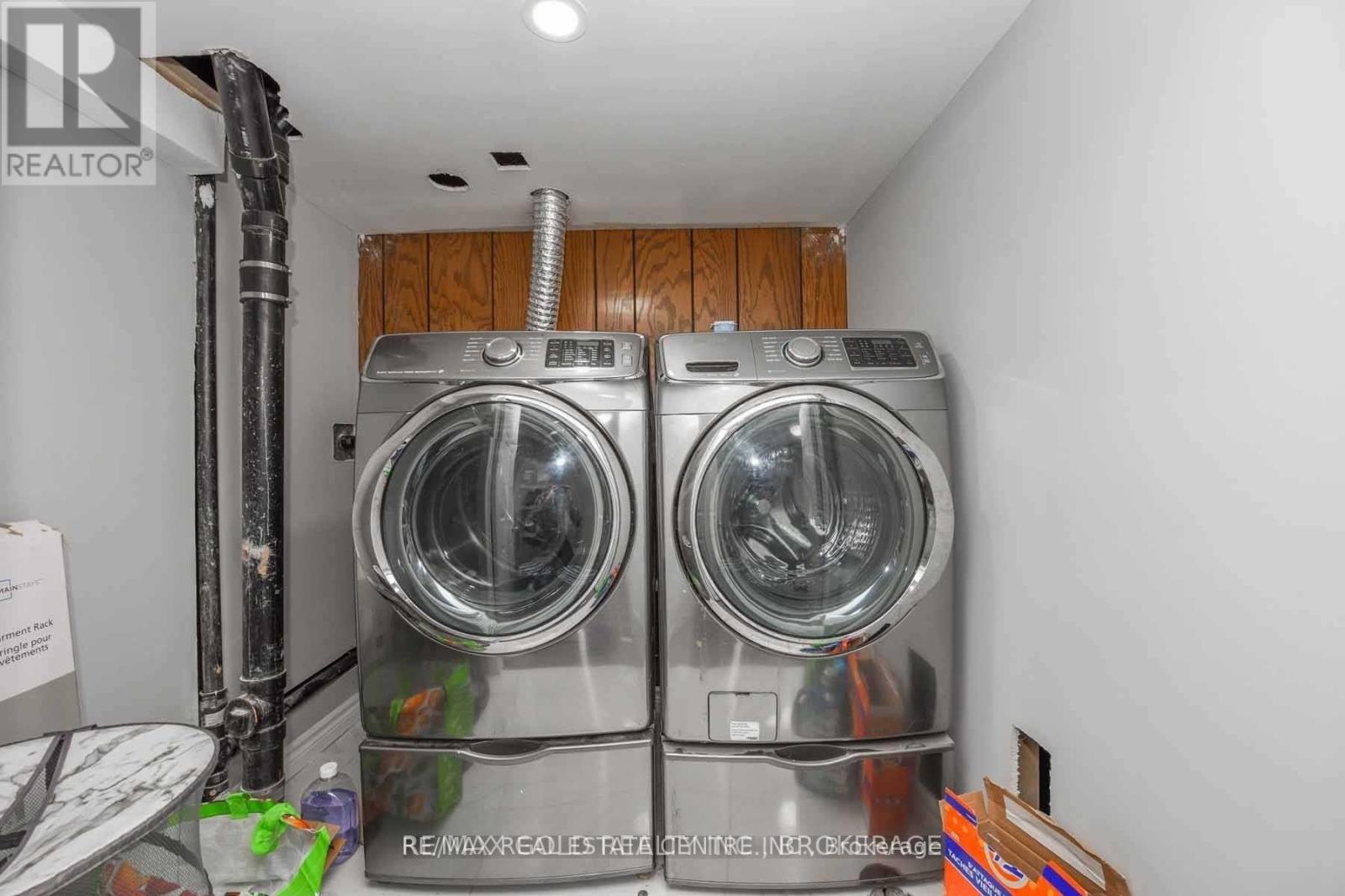 27 Drury (Basement) Crescent, Brampton, Ontario  L6T 1L1 - Photo 7 - W12136920
