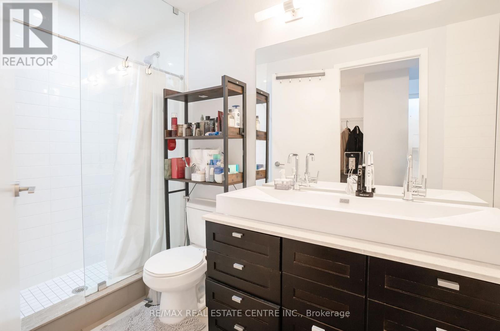303 - 105 The Queensway Avenue, Toronto, Ontario  M6S 5B5 - Photo 26 - W12113468