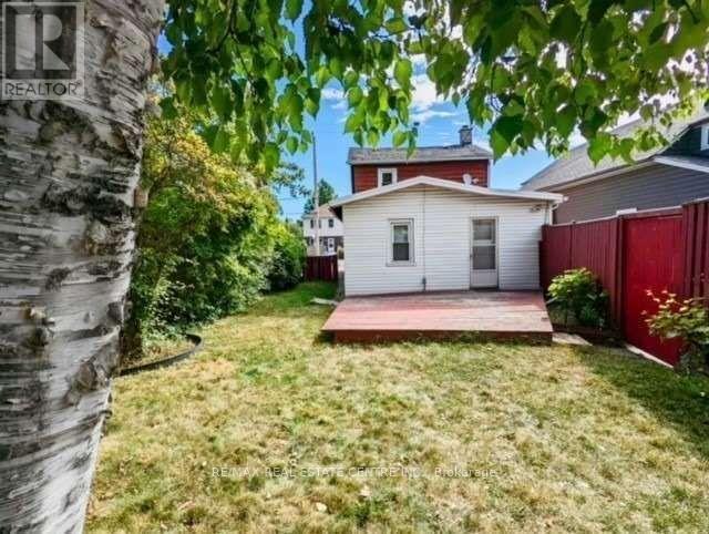 80 Twelfth Street, Toronto, Ontario  M8V 3H1 - Photo 5 - W12141729