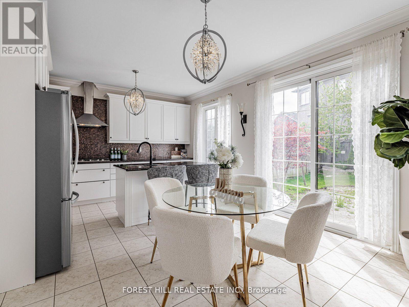 36 Zoran Lane, Vaughan (Patterson), Ontario  L6A 4G1 - Photo 14 - N12198083